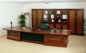 實木大班臺可以保養(yǎng)得那么好的辦法是什么？