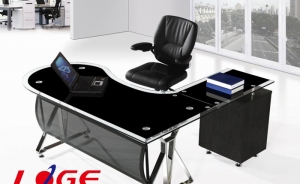 玻璃類辦公家具有何優(yōu)點(diǎn)？